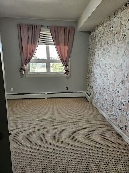 Calgary 2 bedrooms Condo Unit for rent. Property photo: 643417-3