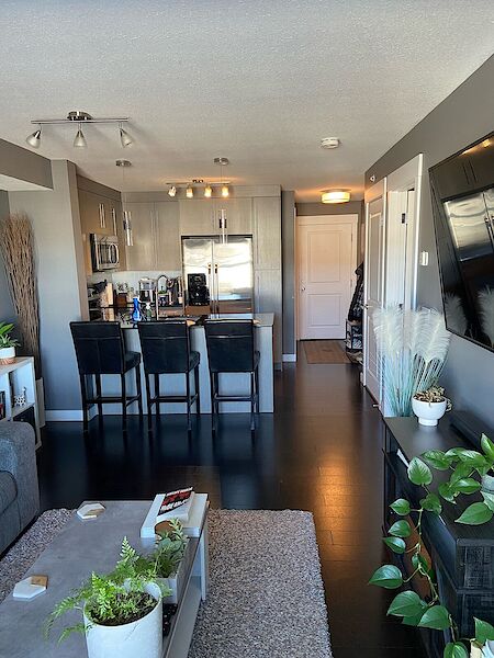 Calgary 2 bedrooms Apartment for rent. Property photo: 643430-2