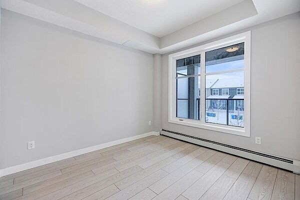 Calgary 2 bedrooms Condo Unit for rent. Property photo: 643493-3