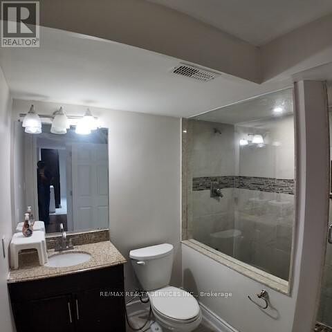 Brampton 2 bedrooms House for rent. Property photo: 643668-1