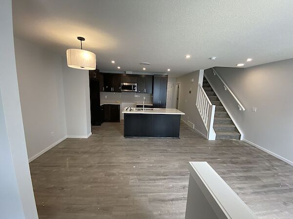 Calgary 3 bedrooms Townhouse for rent. Property photo: 643929-3