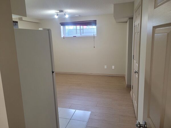 Edmonton 1 bedroom Basement for rent. Property photo: 644032-3