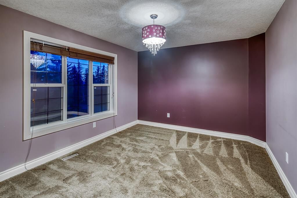 Calgary 1 bedroom Room For Rent for rent. Property photo: 644095-1