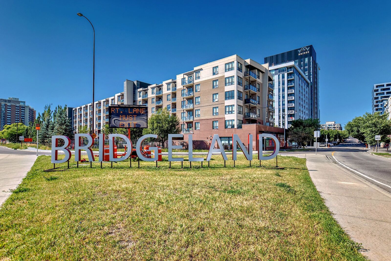 Calgary 1 bedroom Condo Unit for rent. Property photo: 644137-1