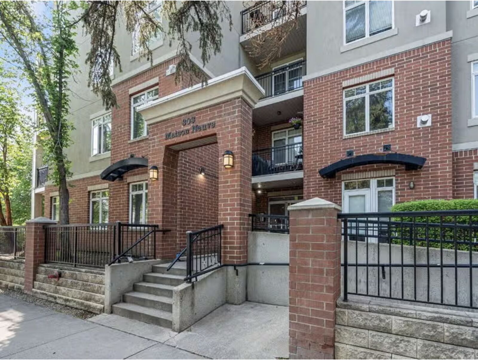 Calgary 2 bedrooms Condo Unit for rent. Property photo: 644142-1