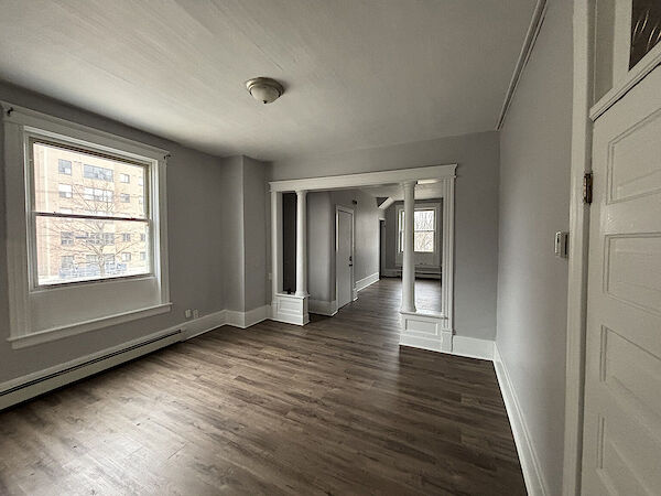 Sarnia 2 bedrooms Apartment for rent. Property photo: 644231-3