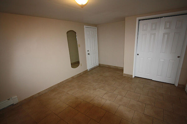 Sarnia 1 bedroom Apartment for rent. Property photo: 644234-2