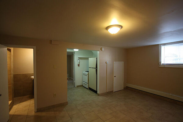 Sarnia 1 bedroom Apartment for rent. Property photo: 644234-3