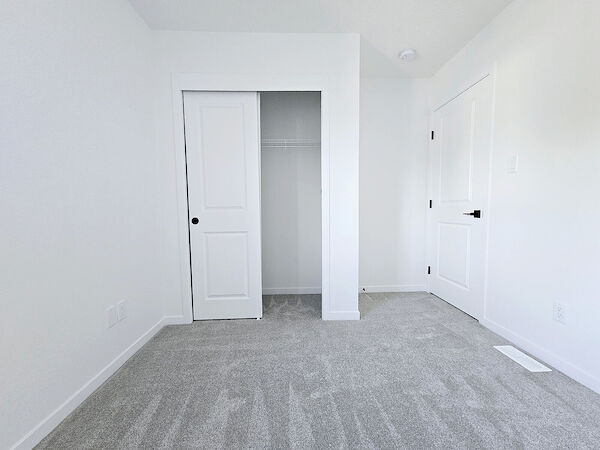 Edmonton 3 bedrooms Duplex for rent. Property photo: 644320-3