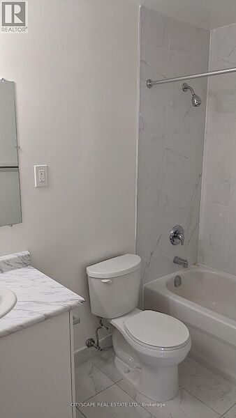 Toronto 1 bedroom Apartment for rent. Property photo: 644363-3