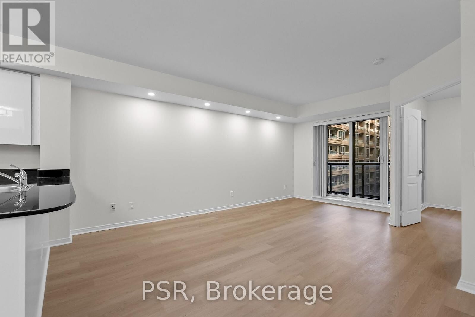 Toronto 2 bedrooms Apartment for rent. Property photo: 644369-1
