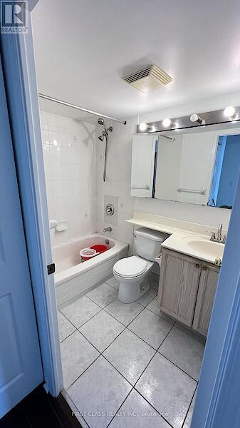 Toronto 1 bedroom Apartment for rent. Property photo: 644372-2