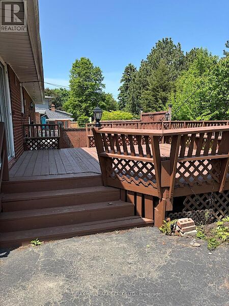 Toronto 3 bedrooms House for rent. Property photo: 644379-3