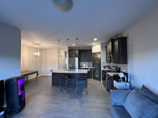 Calgary 1 bedroom Room For Rent for rent. Property photo: 644398-3