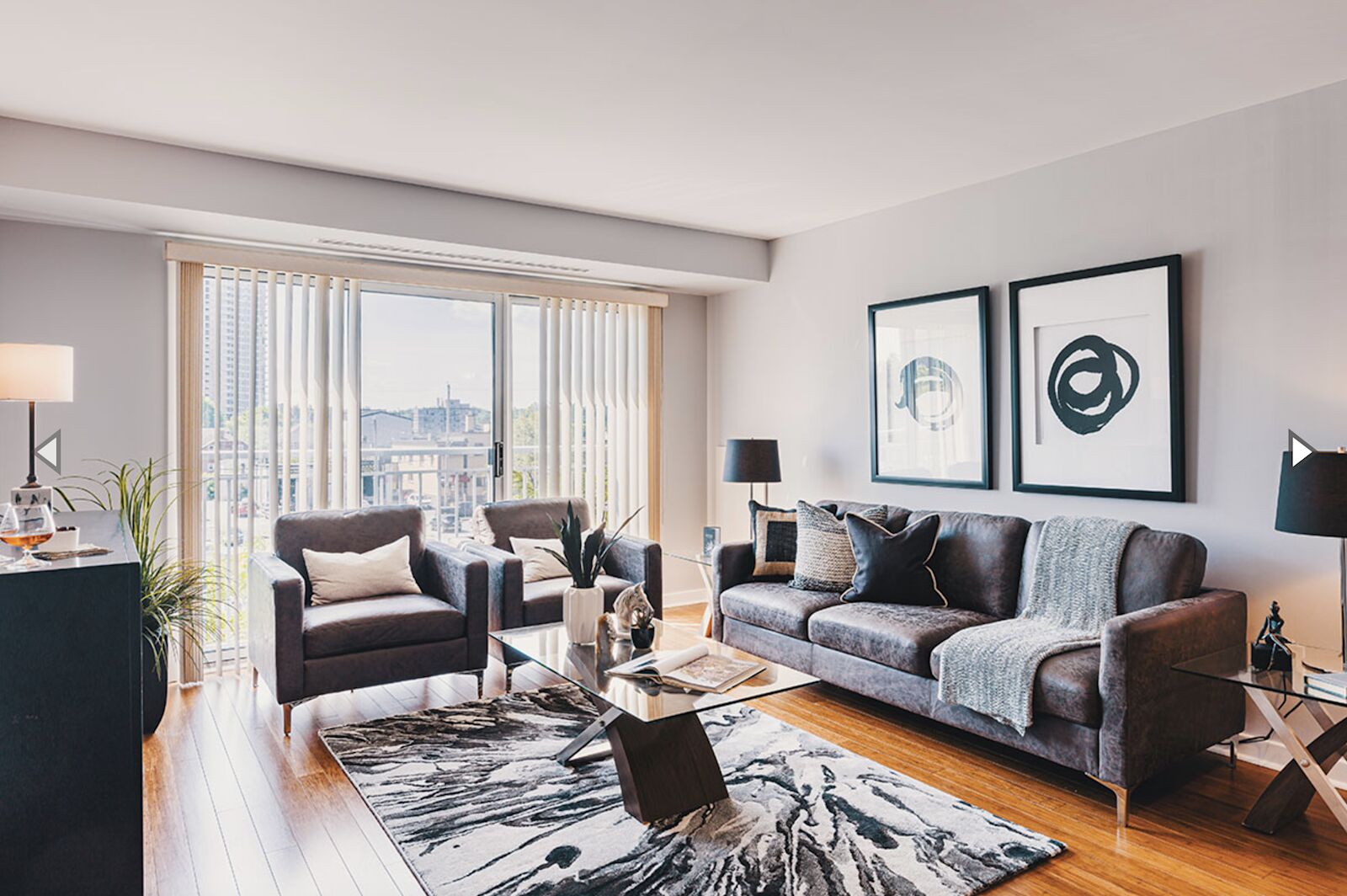Two+Bedroom+Piccadilly+-+Living+Room Ottawa 2 bedrooms Apartment for rent. Property photo: 644504-1