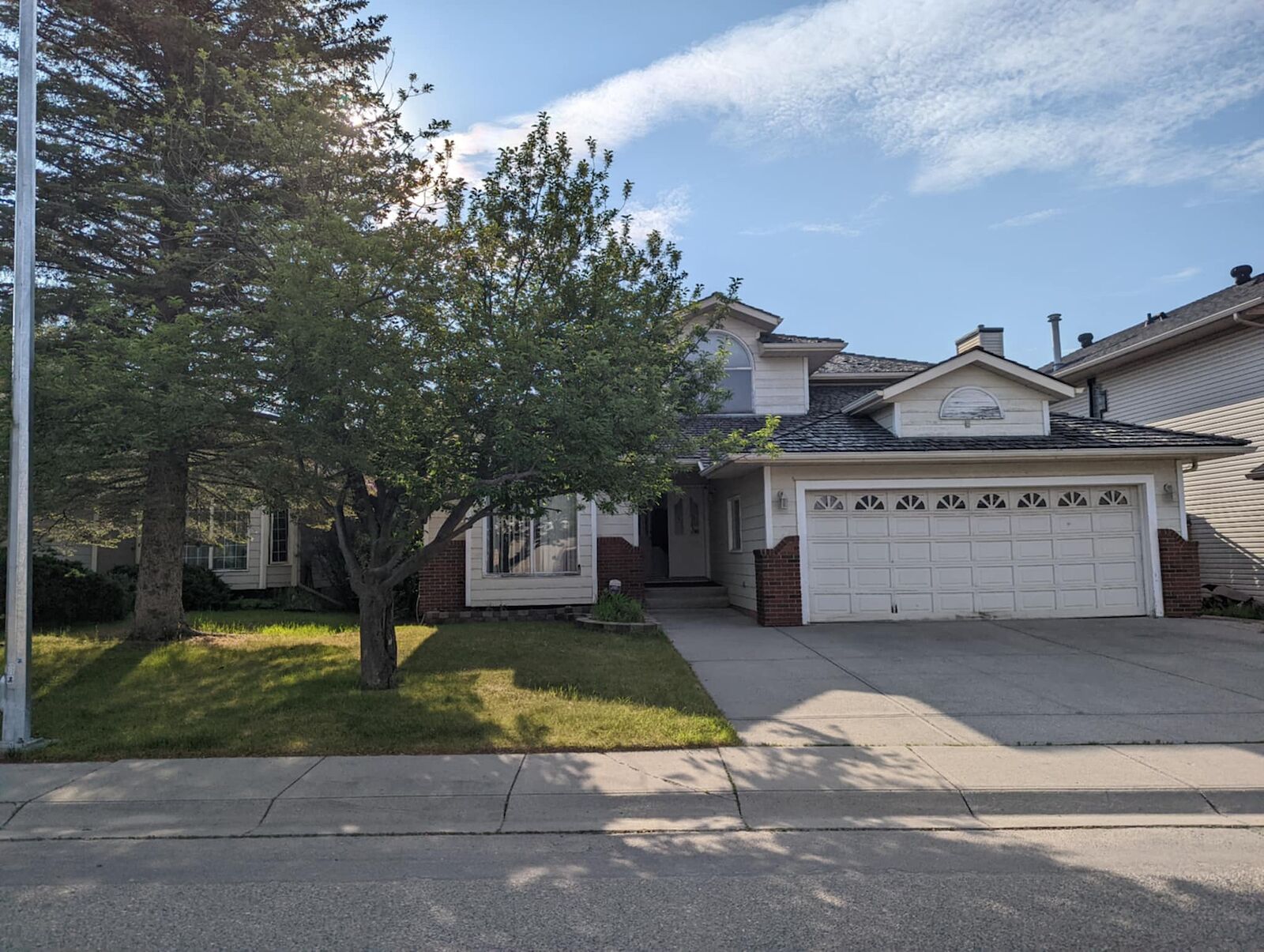 Calgary 4 bedrooms House for rent. Property photo: 644533-1