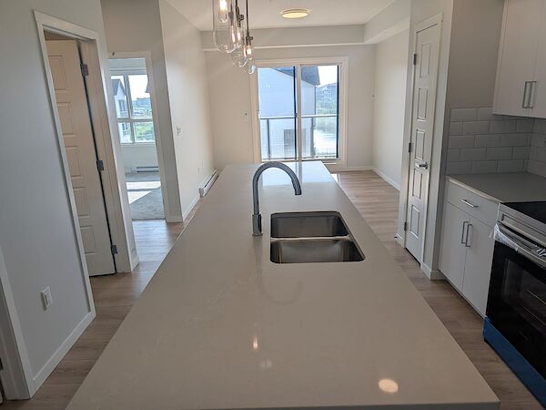Calgary 1 bedroom Condo Unit for rent. Property photo: 644574-3
