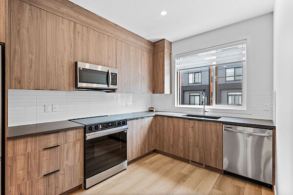 Calgary 2 bedrooms Townhouse for rent. Property photo: 644689-3