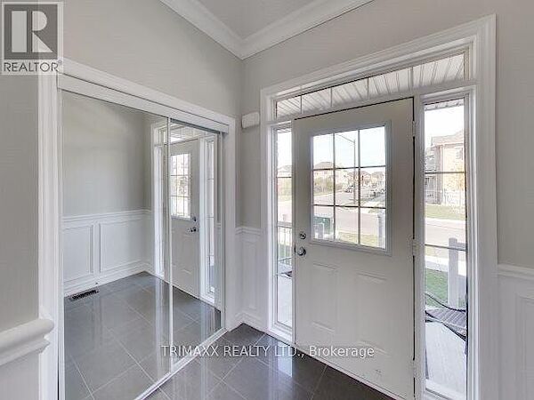 Mississauga 3 bedrooms House for rent. Property photo: 644715-2