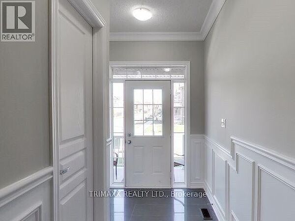 Mississauga 3 bedrooms House for rent. Property photo: 644715-3