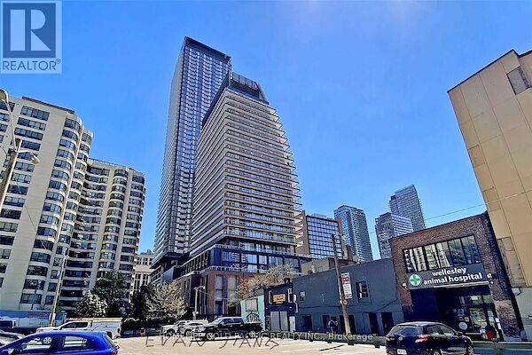 Toronto 2 bedrooms Apartment for rent. Property photo: 644817-2
