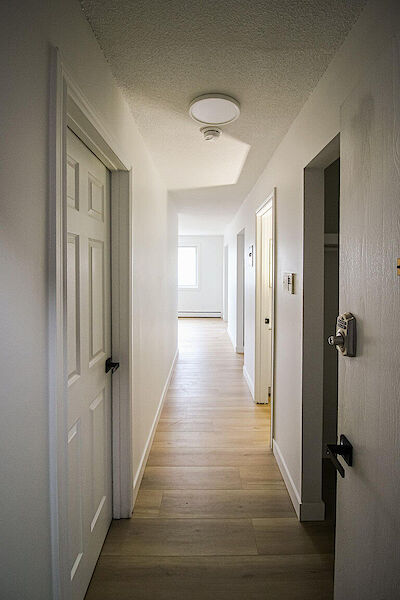 Edmonton bachelor bedrooms Apartment for rent. Property photo: 644863-3