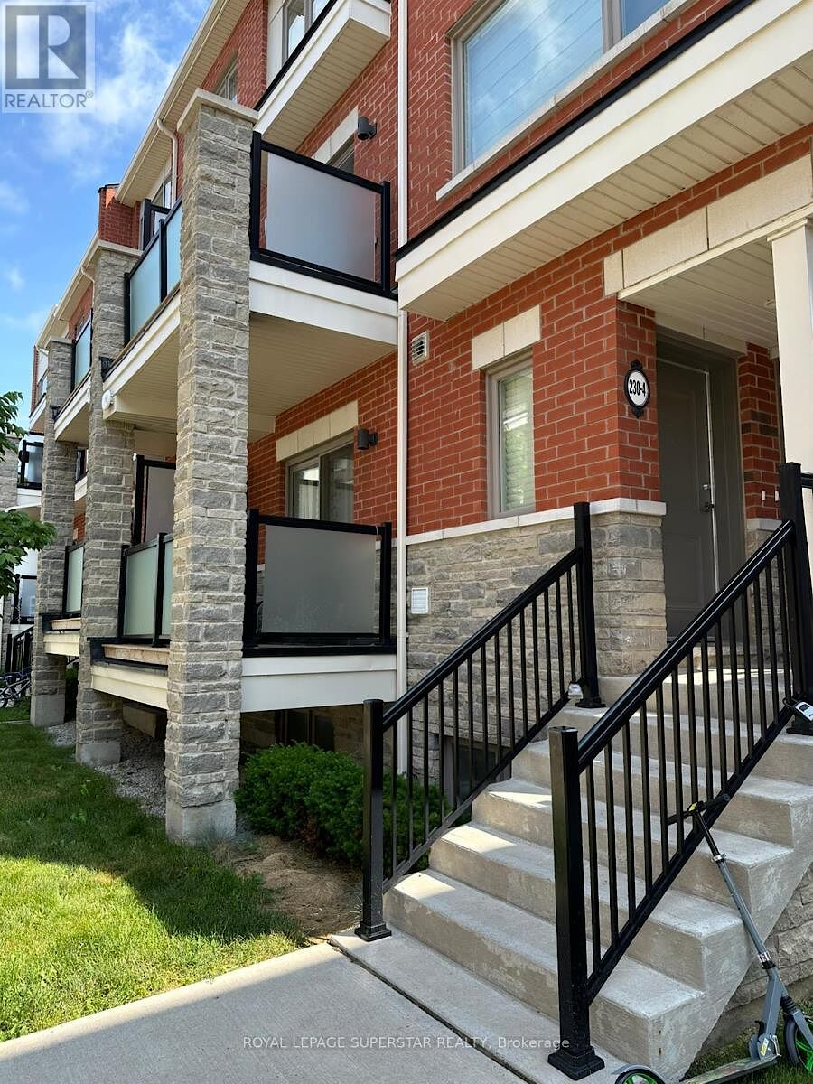 Brampton 2 bedrooms Townhouse for rent. Property photo: 644873-1