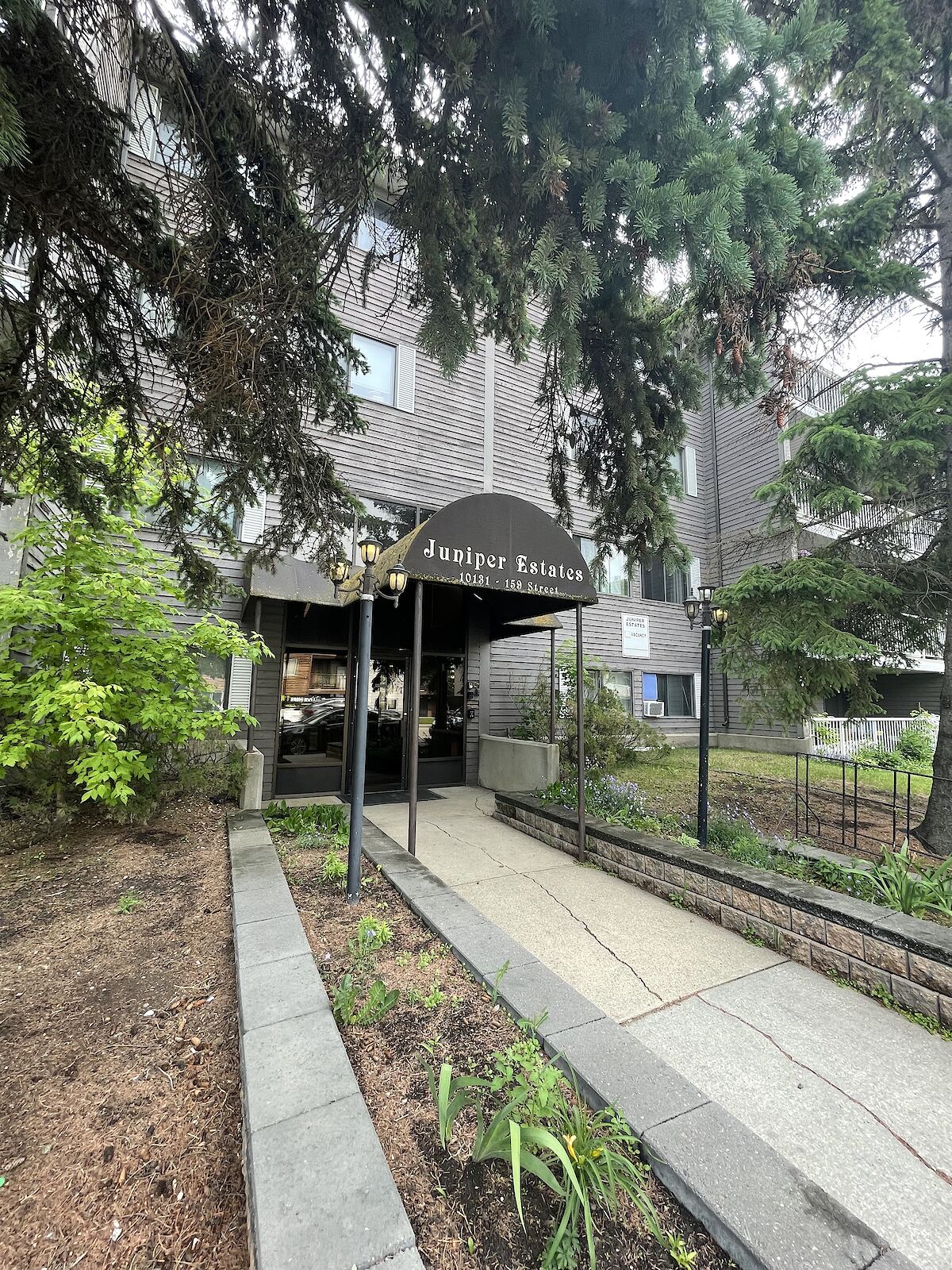 Edmonton 1 bedroom Apartment for rent. Property photo: 644987-1