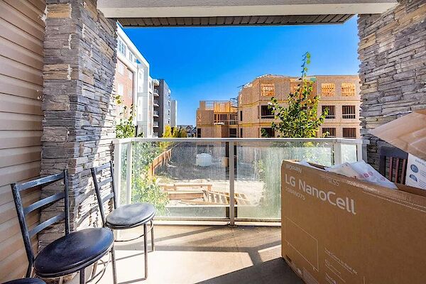 Calgary 2 bedrooms Condo Unit for rent. Property photo: 645031-3