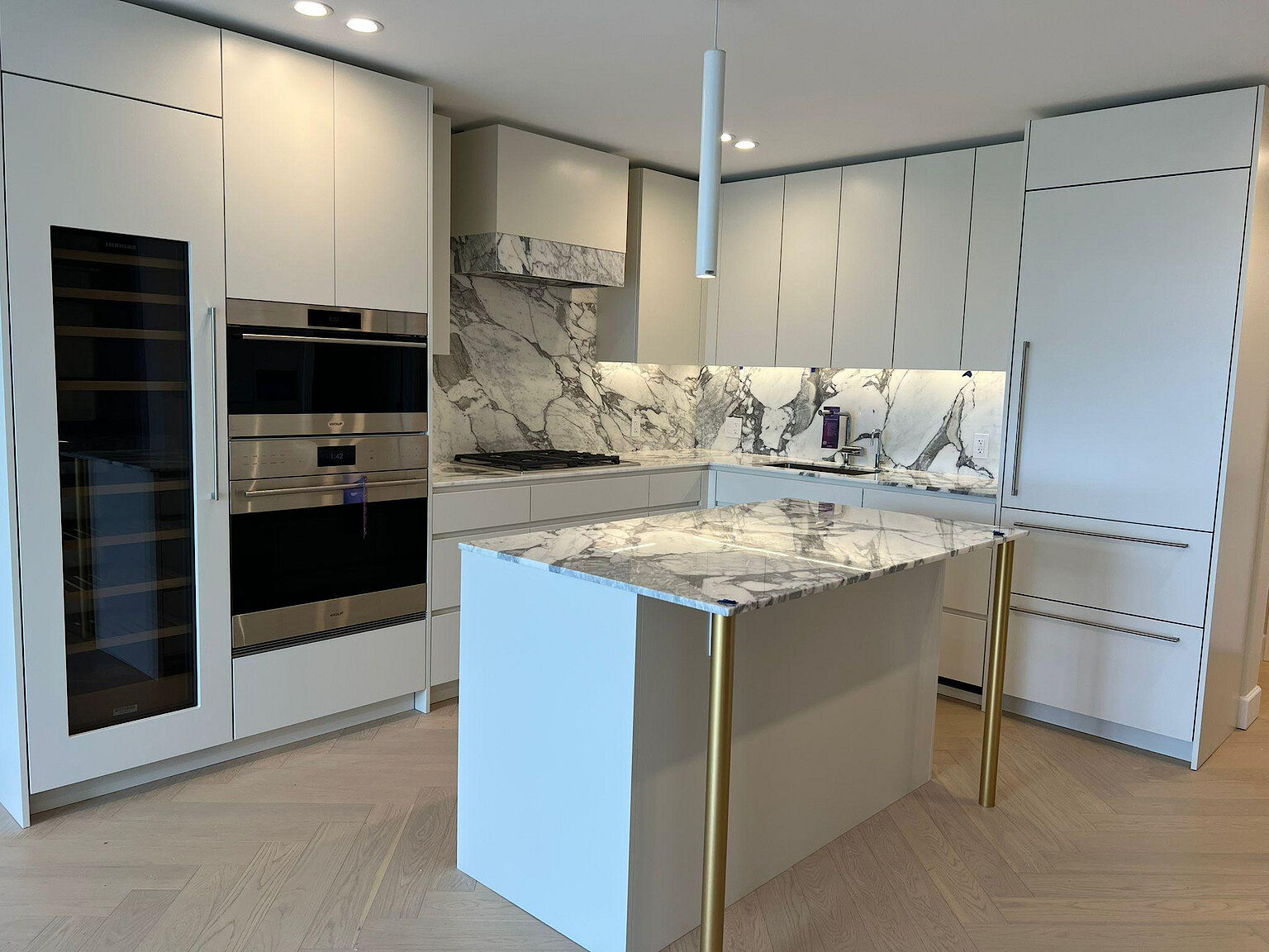 Vancouver 2 bedrooms Apartment for rent. Property photo: 645052-1