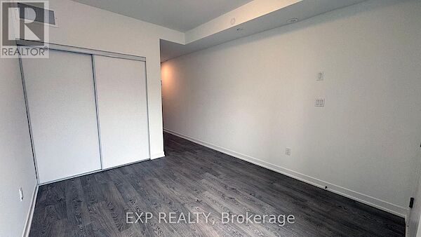 Toronto 3 bedrooms Townhouse for rent. Property photo: 645087-3