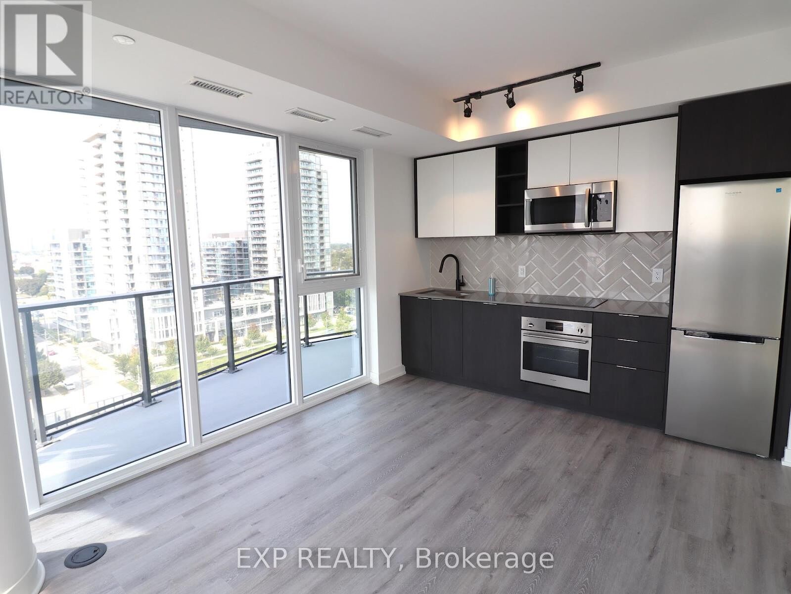 Toronto 2 bedrooms Apartment for rent. Property photo: 645097-1