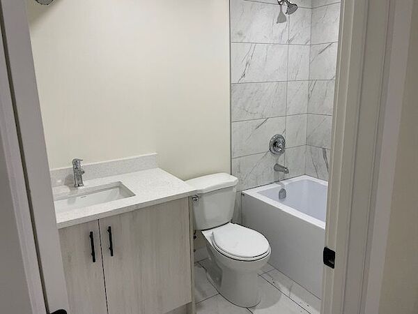 Edmonton 3 bedrooms Basement for rent. Property photo: 645127-3