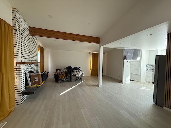 Edmonton 3 bedrooms Main Floor for rent. Property photo: 645141-3