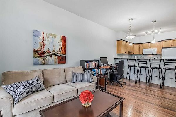 Calgary 1 bedroom Condo Unit for rent. Property photo: 645224-3