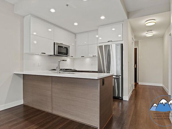 Burnaby 2 bedrooms House for rent. Property photo: 645260-2