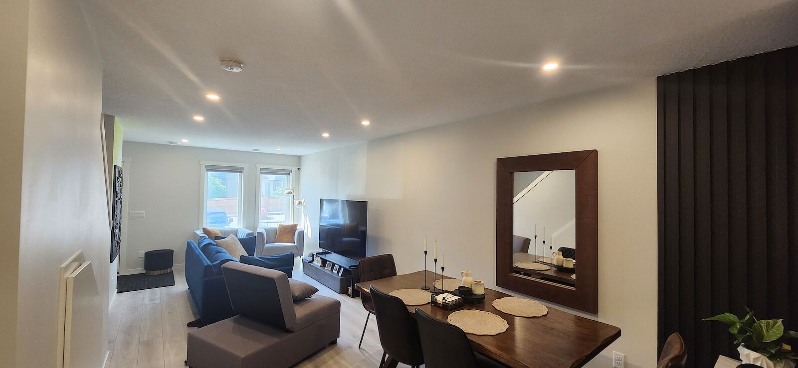 Calgary 2 + Den bedrooms Townhouse for rent. Property photo: 645350-1