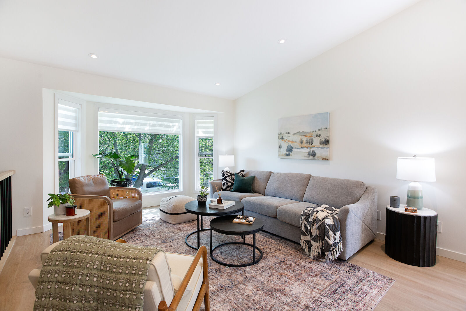 Calgary 5 bedrooms House for rent. Property photo: 645366-1