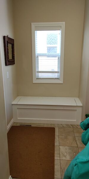 Calgary 4 + Den bedrooms House for rent. Property photo: 645374-2