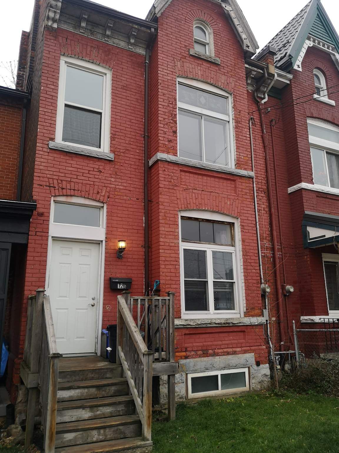 Hamilton 1 bedroom Condo Unit for rent. Property photo: 645396-1