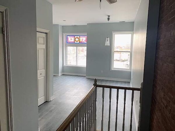 Hamilton 1 bedroom Condo Unit for rent. Property photo: 645396-2
