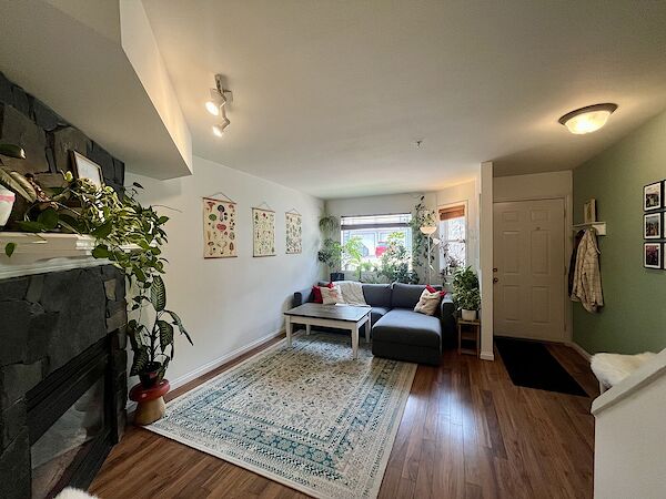 Canmore 2 bedrooms Townhouse for rent. Property photo: 645399-3