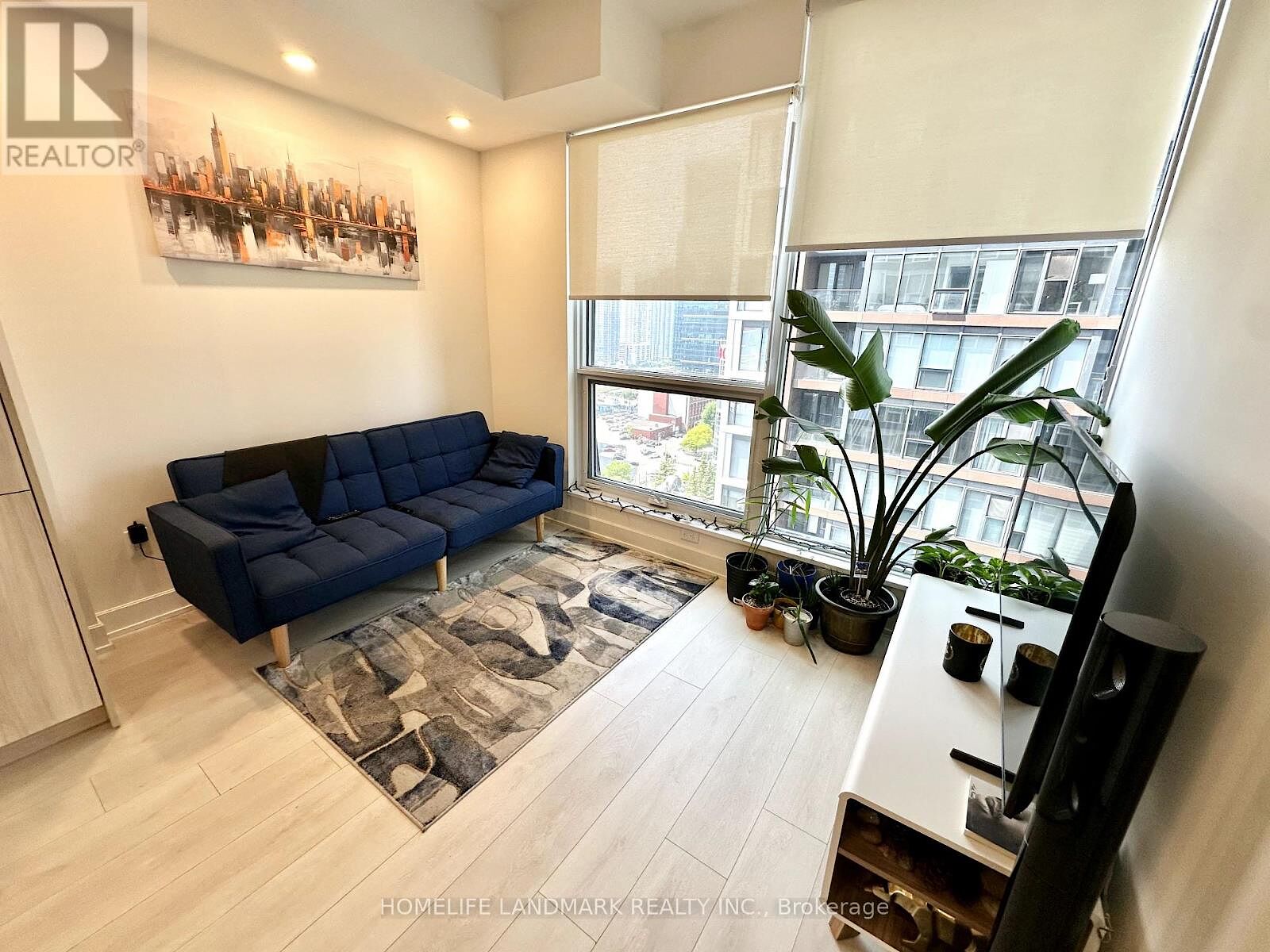 Toronto 2 bedrooms Apartment for rent. Property photo: 645400-1
