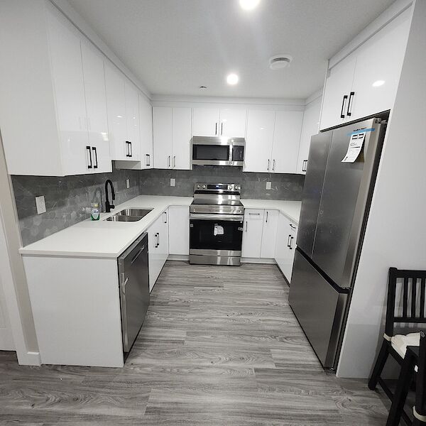 Calgary 2 bedrooms Basement for rent. Property photo: 645411-2
