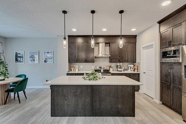 Calgary 3 + Den bedrooms House for rent. Property photo: 645427-2