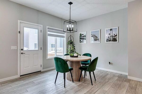 Calgary 3 + Den bedrooms House for rent. Property photo: 645427-3