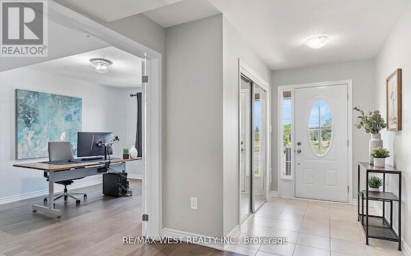 Hamilton 4 bedrooms Townhouse for rent. Property photo: 645495-2