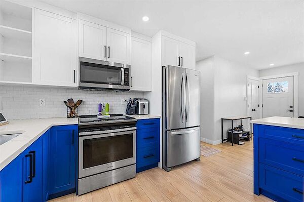 Calgary 2 bedrooms House for rent. Property photo: 645499-2