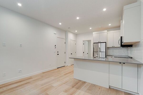 Calgary 1 bedroom Basement for rent. Property photo: 645507-2