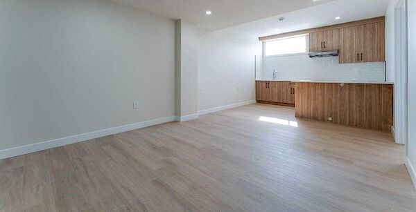 Calgary 2 bedrooms Basement for rent. Property photo: 645545-2